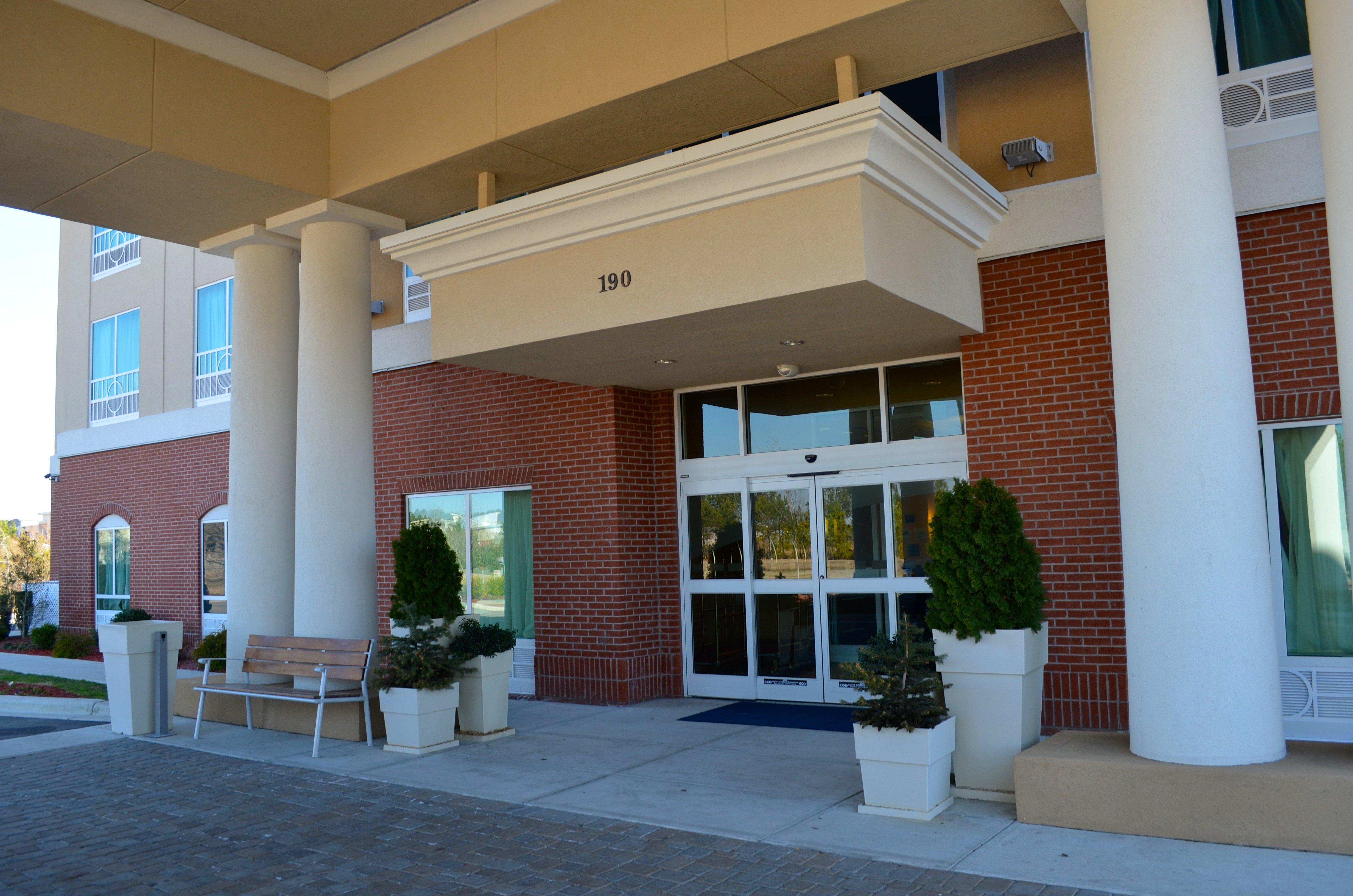 Holiday Inn Express & Suites - Smithfield/Selma By Ihg Luaran gambar