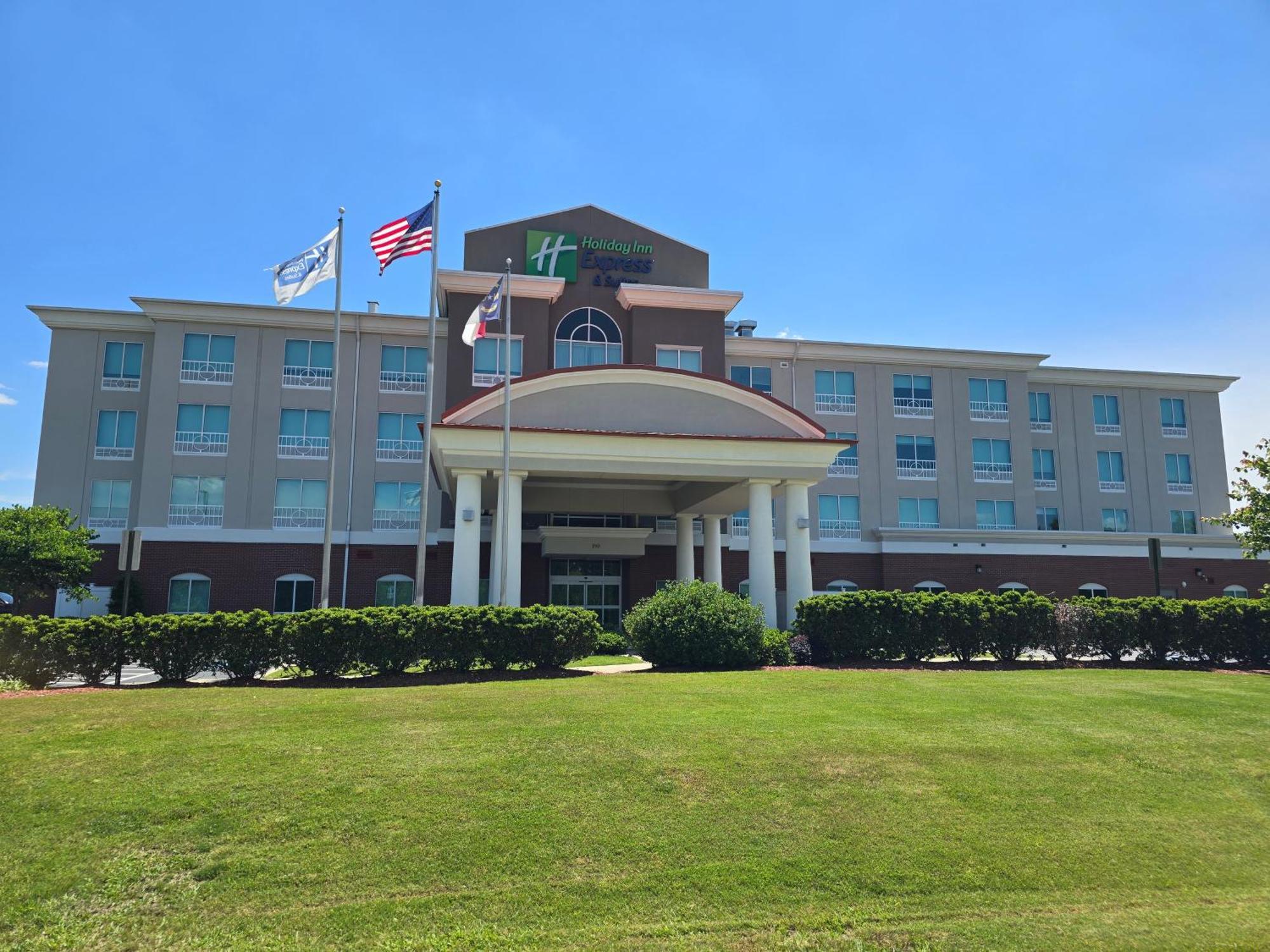 Holiday Inn Express & Suites - Smithfield/Selma By Ihg Luaran gambar