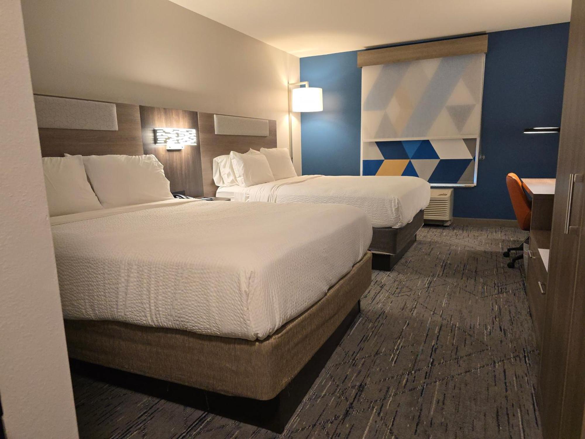 Holiday Inn Express & Suites - Smithfield/Selma By Ihg Luaran gambar