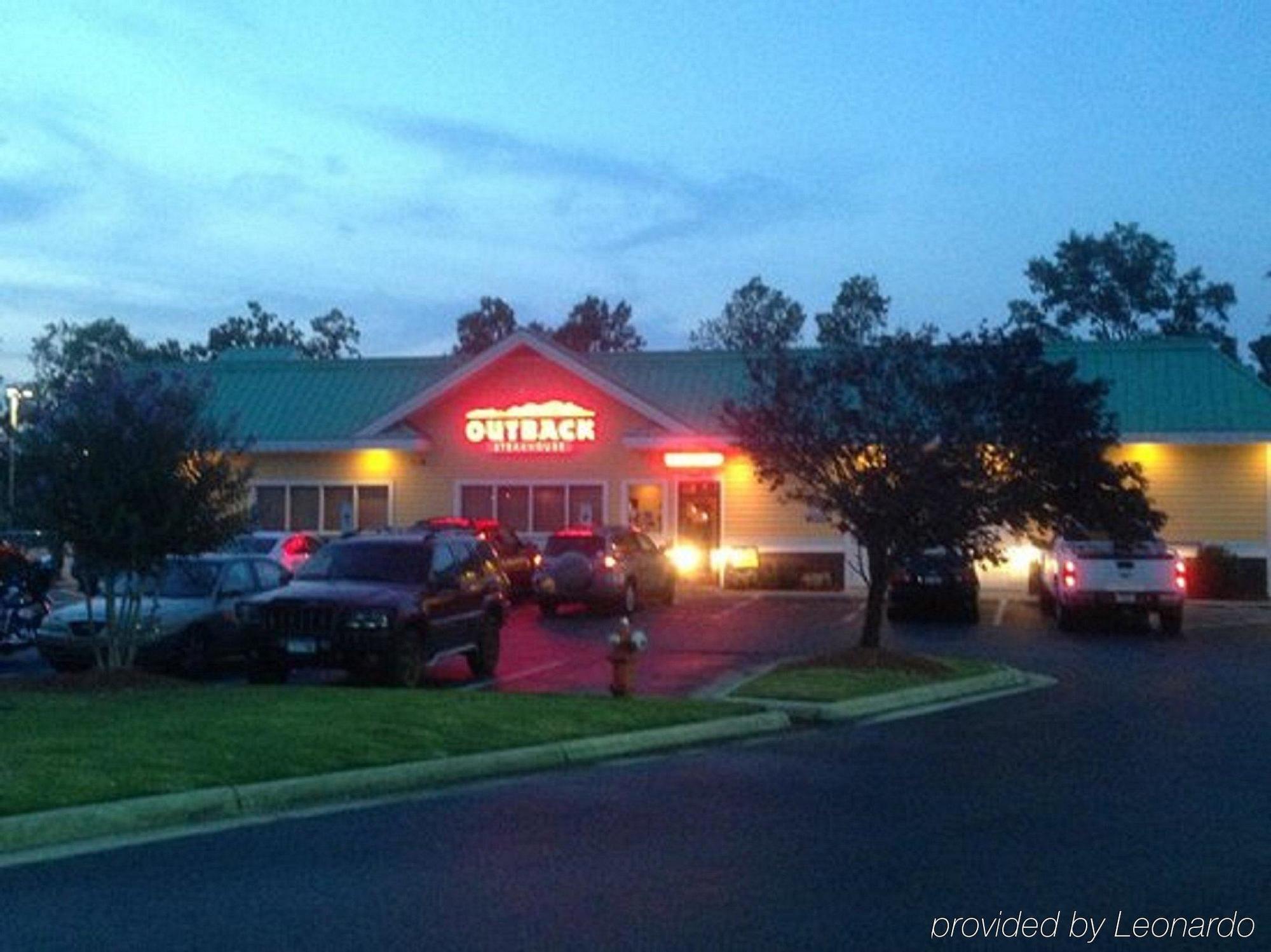 Holiday Inn Express & Suites - Smithfield/Selma By Ihg Luaran gambar